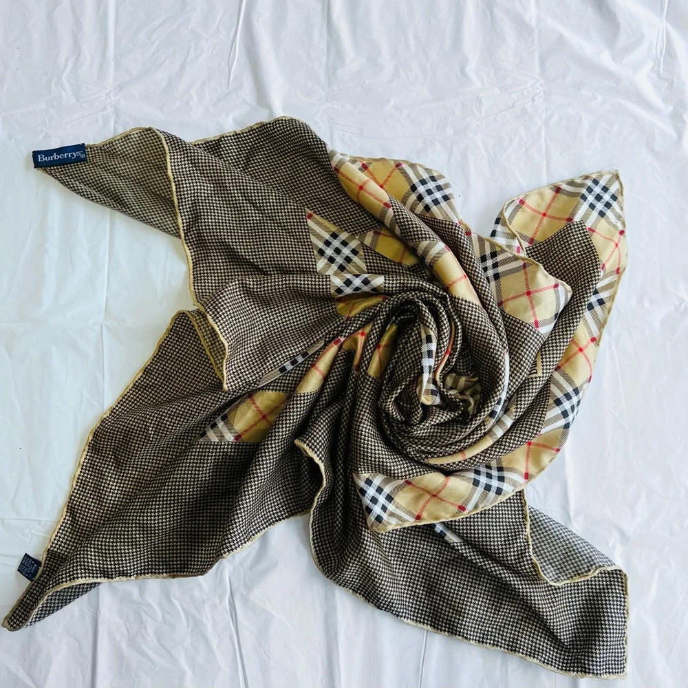 100% Authentic Burberry Check Silk Scarf - Picture 2 of 11